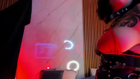   online show from January 20, 2025, 8:29 pm