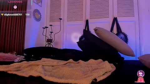   online show from February 15, 2026, 7:51 am