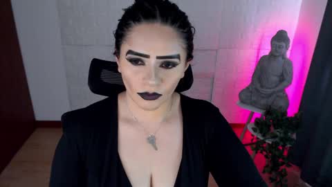 POWERFULL GODDESS EMILI online show from September 10, 2025, 7:03 pm