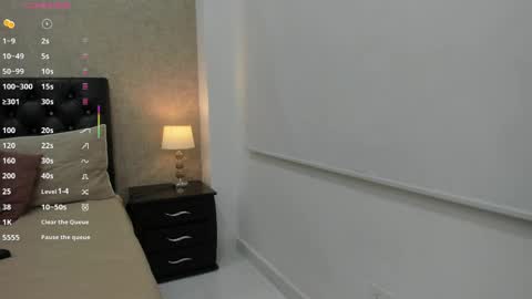 Snapshot of emili_lenus chatting on May 20, 2026, 11:27 am Emili Lenus online show from May 20, 2026, 11:27 am