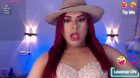 Emili roux online show from November 12, 2025, 11:43 am