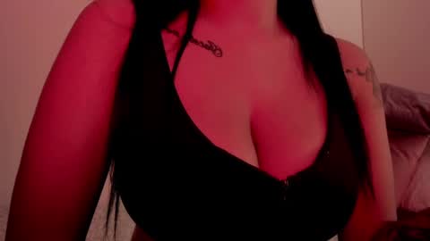 Emilia Big Boobs online show from January 16, 2025, 4:28 am
