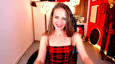 Snapshot of emiliabedy chatting on July 22, 2026, 5:21 am Emilia Bedy online show from July 22, 2026, 5:21 am