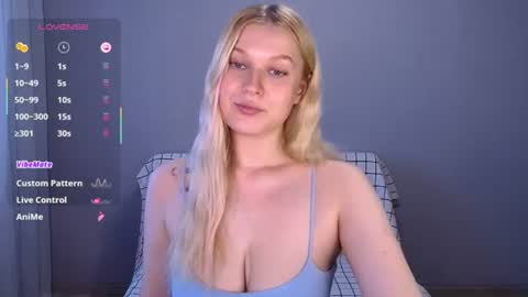Snapshot of emiliaduchess chatting on August 3, 2026, 12:32 pm Amili online show from August 3, 2026, 12:32 pm