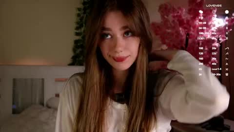 Tessa online show from May 24, 2026, 12:15 am