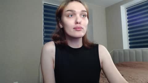 Emi online show from November 1, 2025, 8:00 pm