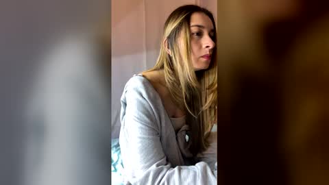 Snapshot of emilie_gegi chatting on January 31, 2026, 7:11 pm Emilie online show from January 31, 2026, 7:11 pm