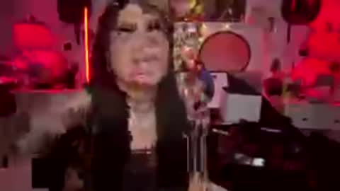 Snapshot of emilietreez chatting on July 20, 2026, 7:00 am emilietreez online show from July 20, 2026, 7:00 am
