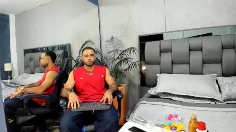 Snapshot of emilio_brandon chatting on September 20, 2025, 10:49 am Emilio online show from September 20, 2025, 10:49 am