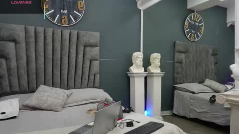 Snapshot of emilio_brandon chatting on February 10, 2026, 11:36 am Emilio online show from February 10, 2026, 11:36 am