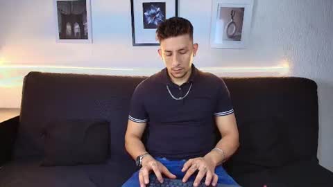 EMILIOCUM online show from June 17, 2026, 3:02 pm
