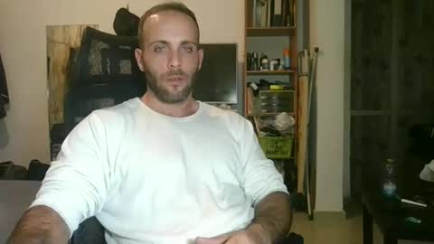 EmilioZem8 online show from December 6, 2024, 3:33 pm