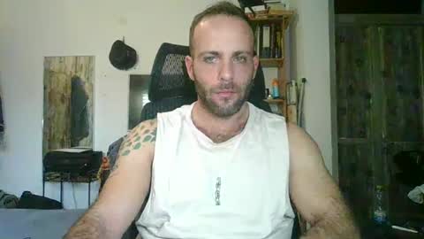 EmilioZem8 online show from December 7, 2024, 8:33 am