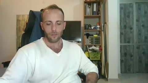 EmilioZem8 online show from December 28, 2024, 12:03 pm