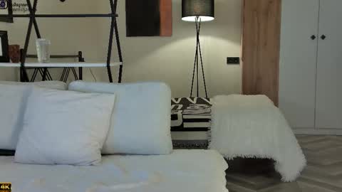 Snapshot of emiljanna chatting on October 30, 2025, 2:46 am Emiljanna online show from October 30, 2025, 2:46 am