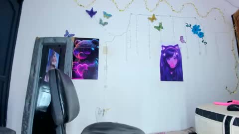 emily online show from January 20, 2025, 8:18 pm