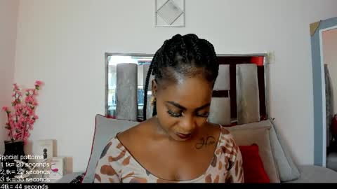 Emilly Roa online show from June 18, 2026, 7:07 pm