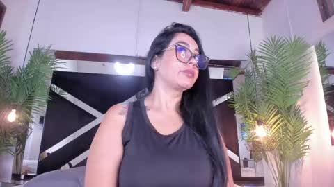 Emily  online show from April 20, 2026, 11:02 am