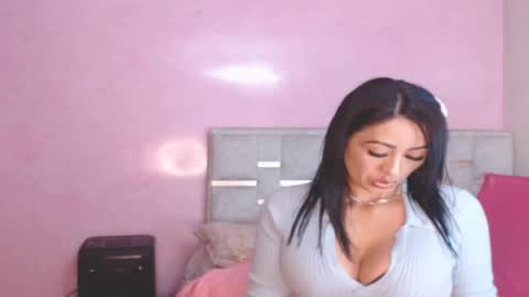 Snapshot of emily_414 chatting on February 11, 2026, 1:05 pm Dayana online show from February 11, 2026, 1:05 pm
