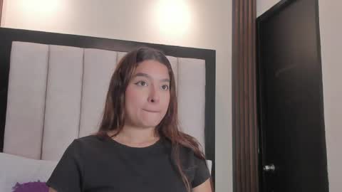 Emily online show from May 20, 2026, 11:38 am