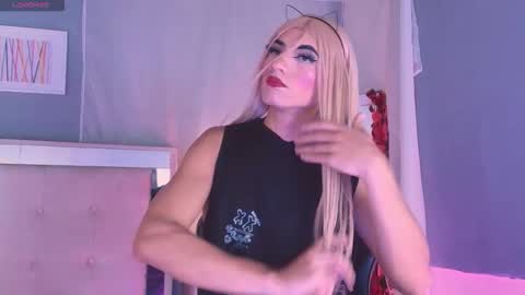 emily_castillo1_ online show from March 1, 2026, 4:58 am