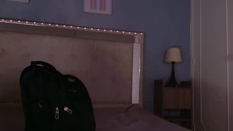 emily_castillo_1 online show from October 14, 2025, 4:13 am