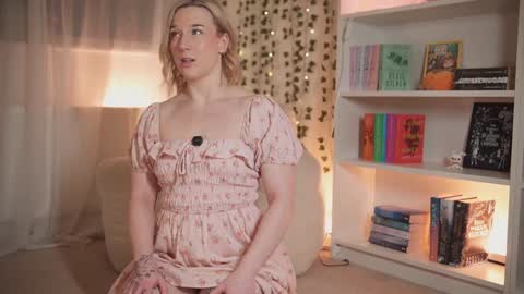 Em -  online show from January 3, 2025, 9:36 pm