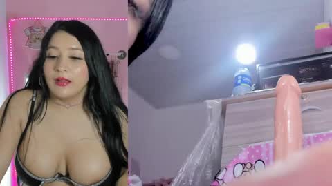 Snapshot of emily_foxxxi chatting on April 28, 2026, 2:27 am emily_foxxxi online show from April 28, 2026, 2:27 am