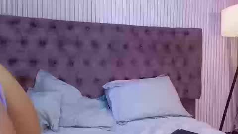 Snapshot of emily_foxyy chatting on September 9, 2025, 8:08 pm Emily online show from September 9, 2025, 8:08 pm
