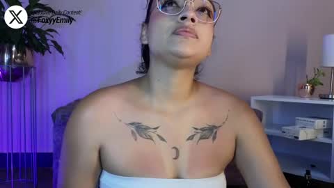 Snapshot of emily_foxyy chatting on April 27, 2026, 7:12 pm Emily online show from April 27, 2026, 7:12 pm