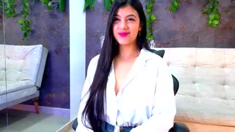 Emily online show from November 7, 2025, 11:21 am