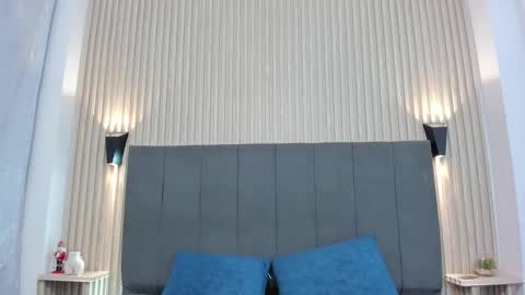 Snapshot of emily_jonhson chatting on December 22, 2025, 7:44 pm emily_jonhson online show from December 22, 2025, 7:44 pm