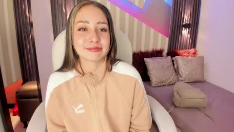 Emily online show from September 26, 2025, 2:32 pm