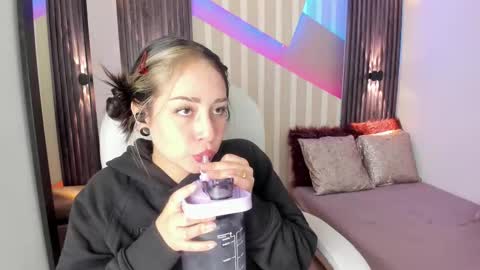 Emily online show from October 2, 2025, 2:57 pm