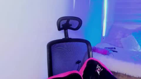 emily_lindey online show from January 14, 2026, 3:34 am