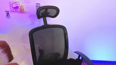 Emily Lindey online show from February 3, 2026, 1:59 am