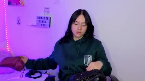 Emily Lindey online show from March 22, 2026, 7:12 am