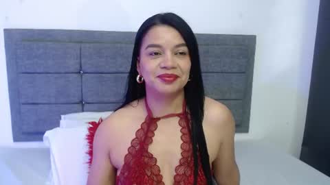 Snapshot of emily_milff chatting on June 26, 2026, 11:58 am emily_milff online show from June 26, 2026, 11:58 am