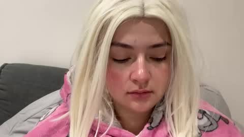 emily_morning_dew online show from January 14, 2026, 5:35 am