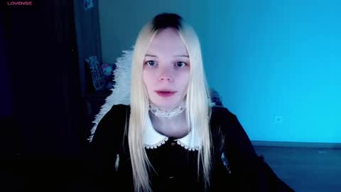 Snapshot of emily_nyaffe chatting on February 21, 2025, 1:55 am Lia online show from February 21, 2025, 1:55 am