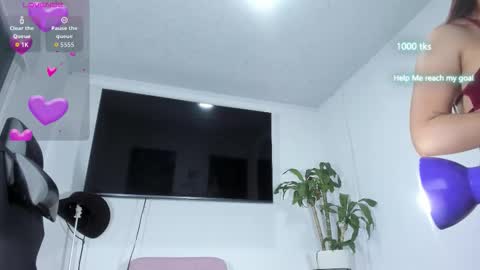 emily_palmeer online show from November 19, 2025, 10:26 am