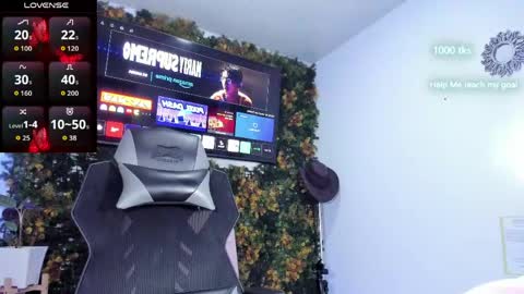 emily_palmeer online show from May 15, 2026, 8:54 am