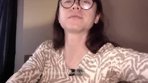 emily_pearl_ online show from February 11, 2025, 9:14 pm