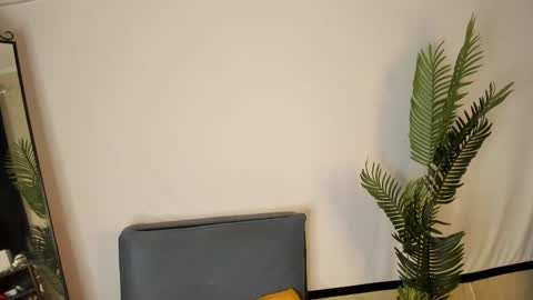 emily_relishh online show from February 4, 2026, 5:13 am