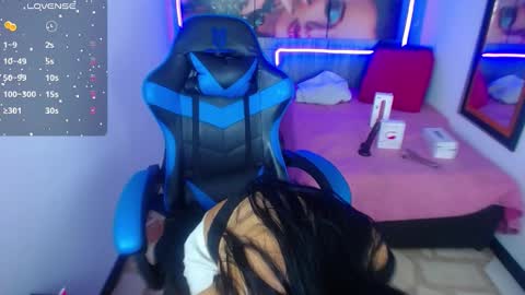 Snapshot of emily_rosse04 chatting on March 11, 2025, 12:06 pm online show from March 11, 2025, 12:06 pm