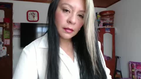 Snapshot of emily_sexy69 chatting on April 30, 2026, 4:13 pm Emily online show from April 30, 2026, 4:13 pm