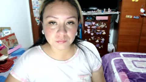 Snapshot of emily_sexy69 chatting on July 2, 2026, 3:45 am Emily online show from July 2, 2026, 3:45 am