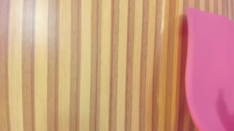 emily_velvet_ online show from April 15, 2026, 6:48 pm