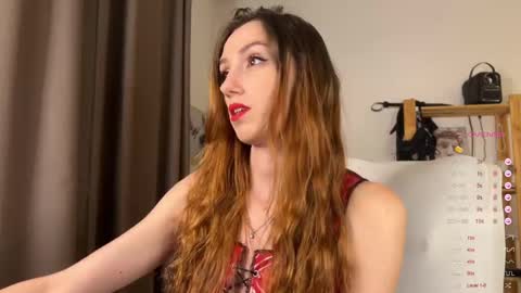 Lia online show from September 22, 2025, 9:28 pm