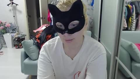 Emily online show from March 22, 2026, 4:21 pm